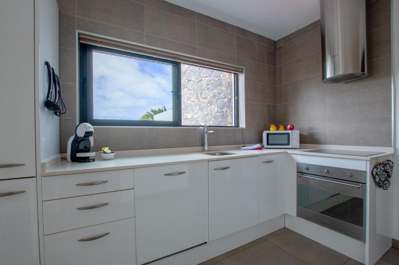 Wind Wave 28B - Heated & Shared Pool Villa La Oliva Luaran gambar